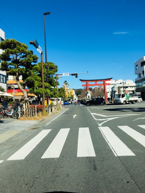 横浜市南区から逗子葉山駅への配送