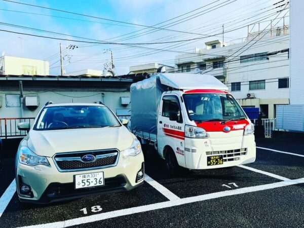 本日は午前中洗車をして午後から部品の定期配送を行いました。