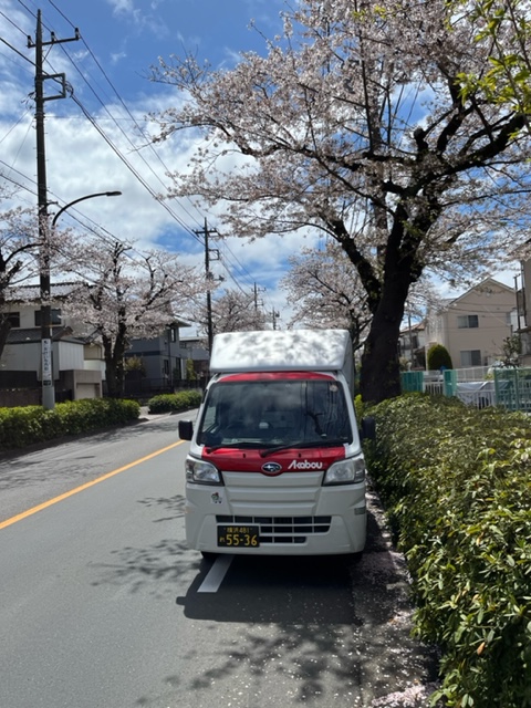 本日は横浜市戸塚区から綾瀬市まで冷蔵庫の配送を行い午後から横浜市保土ヶ谷区から町田市まで緊急配送を行いました。