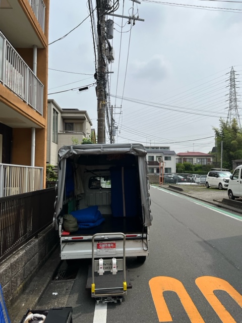 本日は横浜市戸塚区の集合住宅の階段なしの3階から鎌倉市の集合住宅の階段なしの2階まで単身引越を行いました。