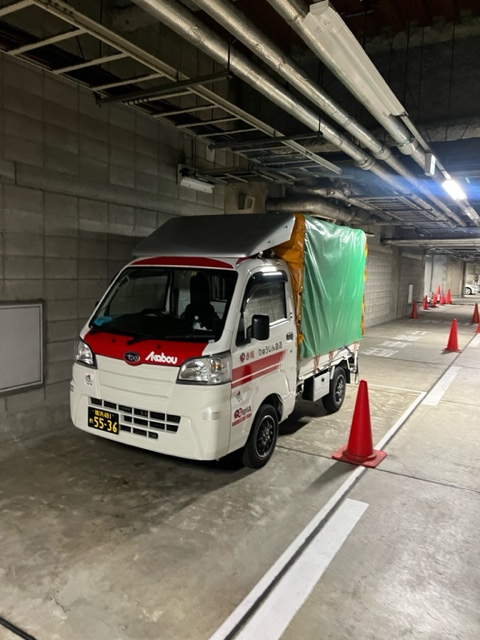 本日は東京都港区でお預かりした荷物を横浜市中区までスポット配送致しました。