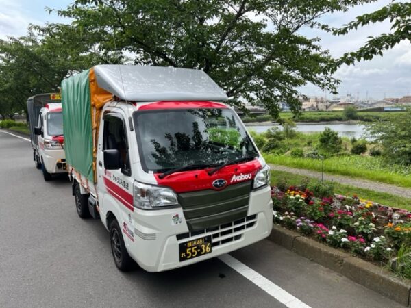 本日は仲間の赤帽さんと課外授業のリュックの横浜市金沢区から鶴見区まで配送を行いました。