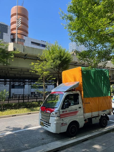 本日は鎌村市⇒逗子市⇒千代田区までの単身引越を行いました。自転車や楽器等荷物の量が多かったですがすべて運ぶことが出来て良かったです。