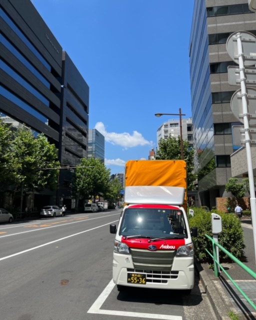 本日は横浜市港南区から神田まで緊急配送を行いました。