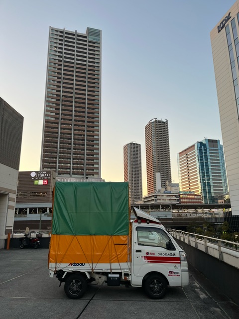 本日はイベントの資材を川崎市中原区から横浜市都筑区まで配送しました。