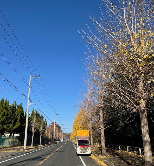 本日は横浜市青葉区で引き取った精密機械を北茨城市の工場まで配送しました。